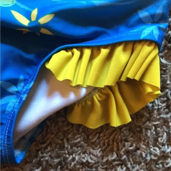 Disney Finding Dory Blue and Yellow One Piece Girls
Swimming Suit - Picture 4 of 5